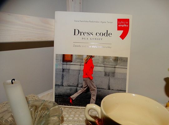 Poznaj wartość Dress code! Przeczytaj książkę!