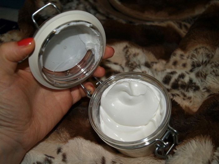 Avon, Planet Spa, Dead Sea Minerals, Nourishing Body Butter (Odżywcze masło do ciała z minerałami z Morza Martwego)